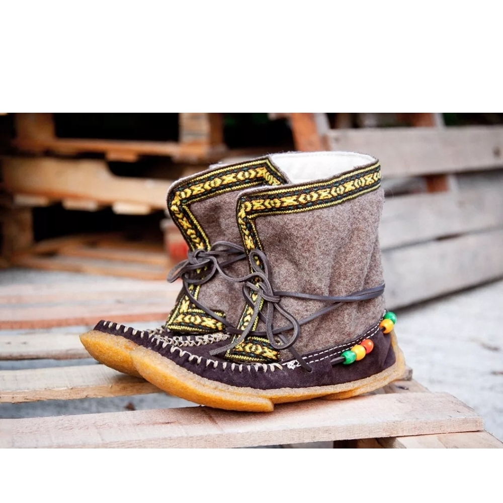 YUKETEN Brown and Yellow Embroidered Moccasin Boots